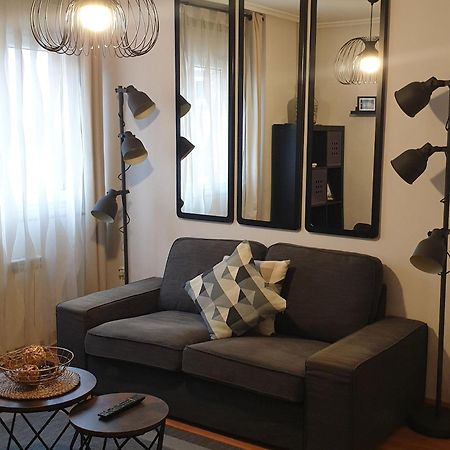 Apartamento "Los Prados" Wifi Y Parking Oviedo Buitenkant foto