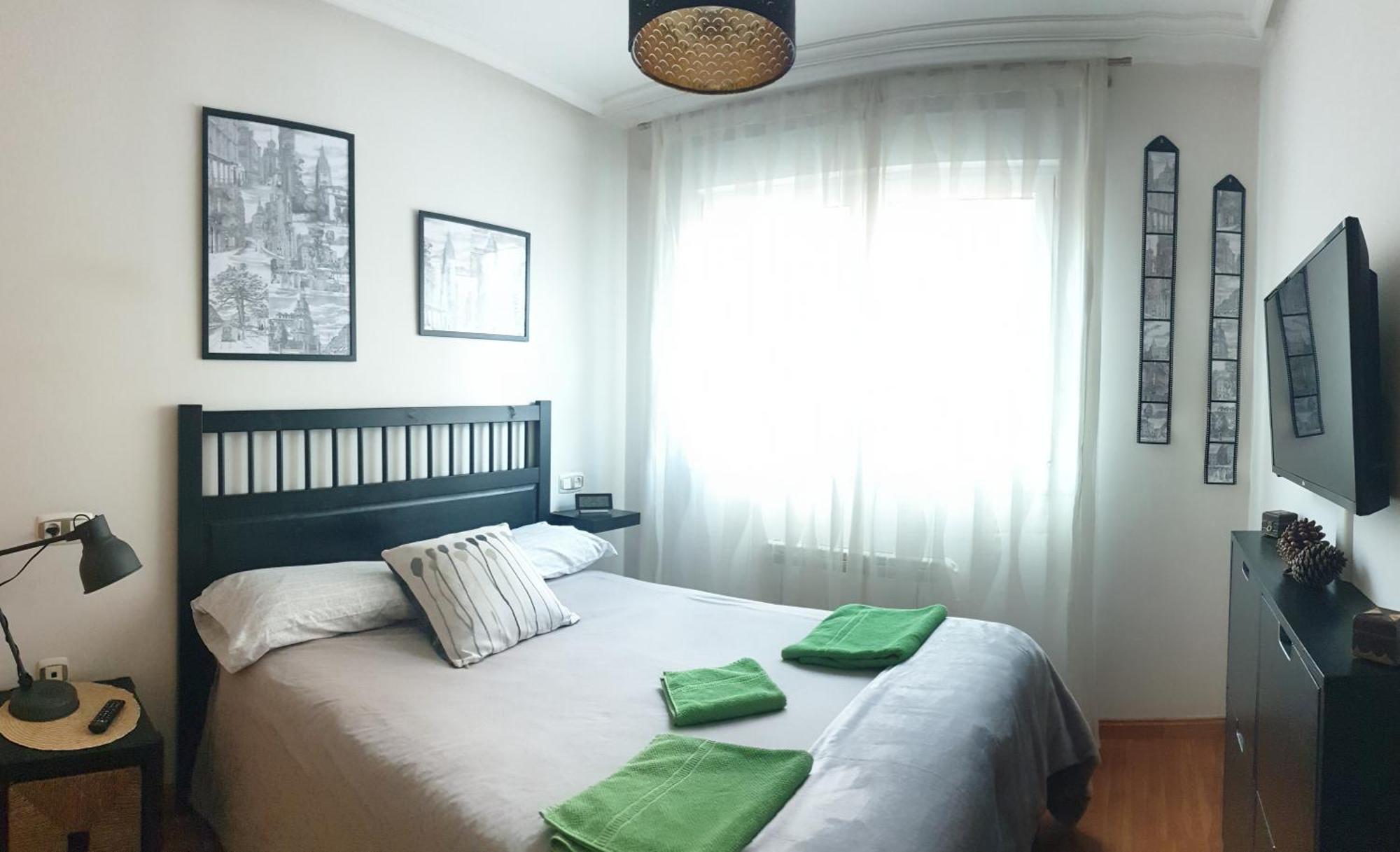 Apartamento "Los Prados" Wifi Y Parking Oviedo Buitenkant foto