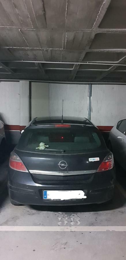 Apartamento "Los Prados" Wifi Y Parking Oviedo Buitenkant foto